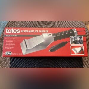 Totes Heated Auto Ice Scraper